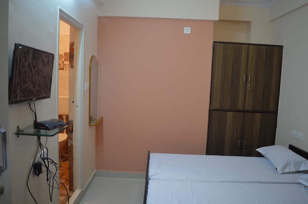 Sri Balaji Guest House Bangalore Luaran gambar